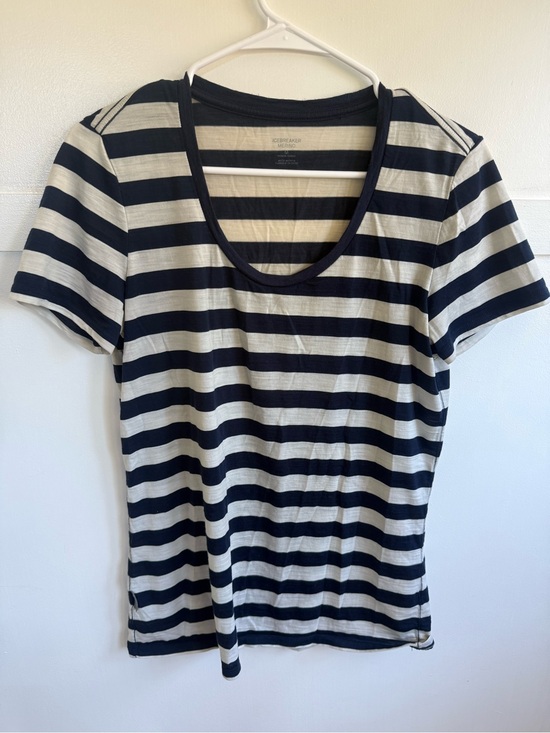 Icebreaker Tops - Icebreaker Tech Lite Stripe Scoop Neck Shirt Short-Sleeve Women’s medium merino
